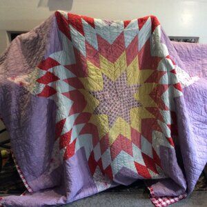 Stunning Starburst Quilt ✨ Bright Pattern &Checkered Back #CozyChic #QuiltLove✨